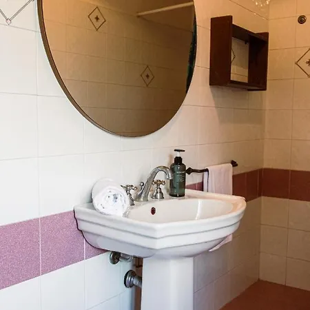 Poggio Del Sole * カスティリオーネ・デル・ラーゴ