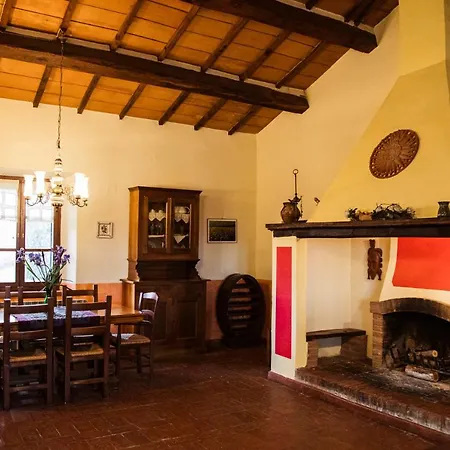 Farm stay Poggio Del Sole *