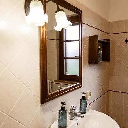 Poggio Del Sole * カスティリオーネ・デル・ラーゴ