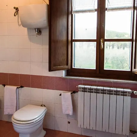 ファームステイ Poggio Del Sole カスティリオーネ・デル・ラーゴ